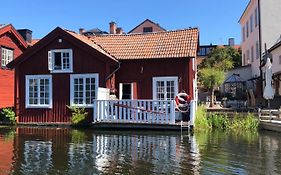 Stugan med Bryggan i Gamla Staden